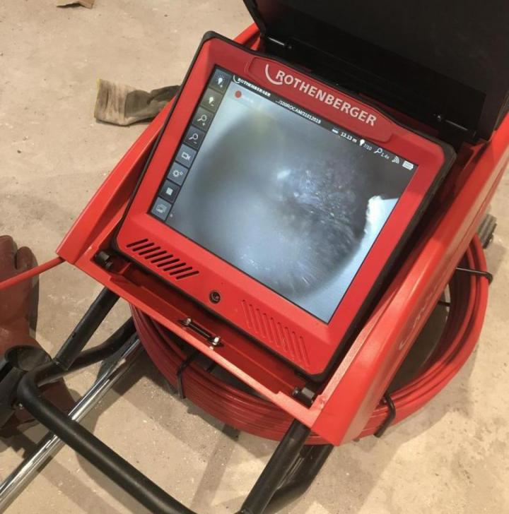 Utiliser une caméra pour inspecter les canalisations